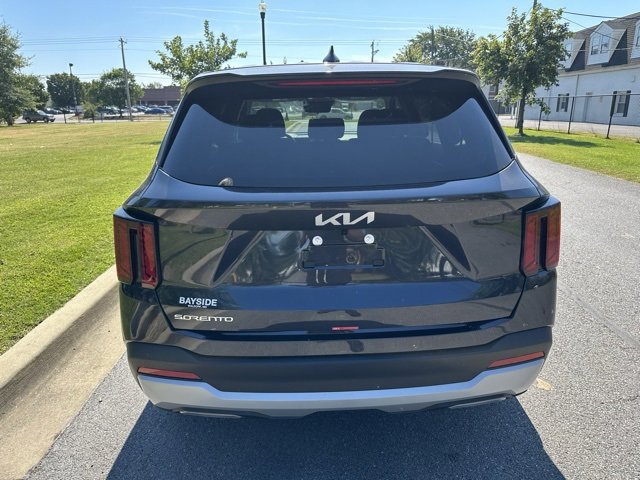 New 2026 Kia Sorento LX image 11