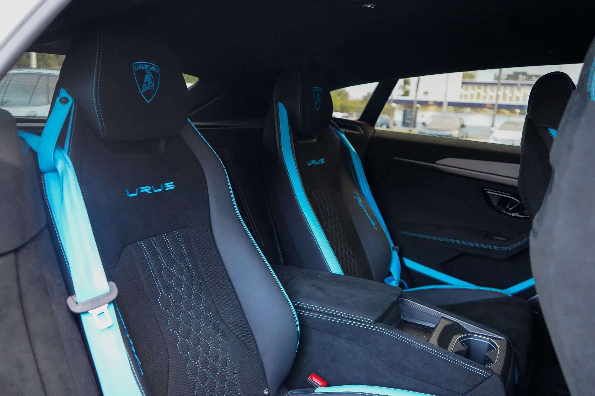 Used 2024 Lamborghini Urus Performante AWD/4WD image 42