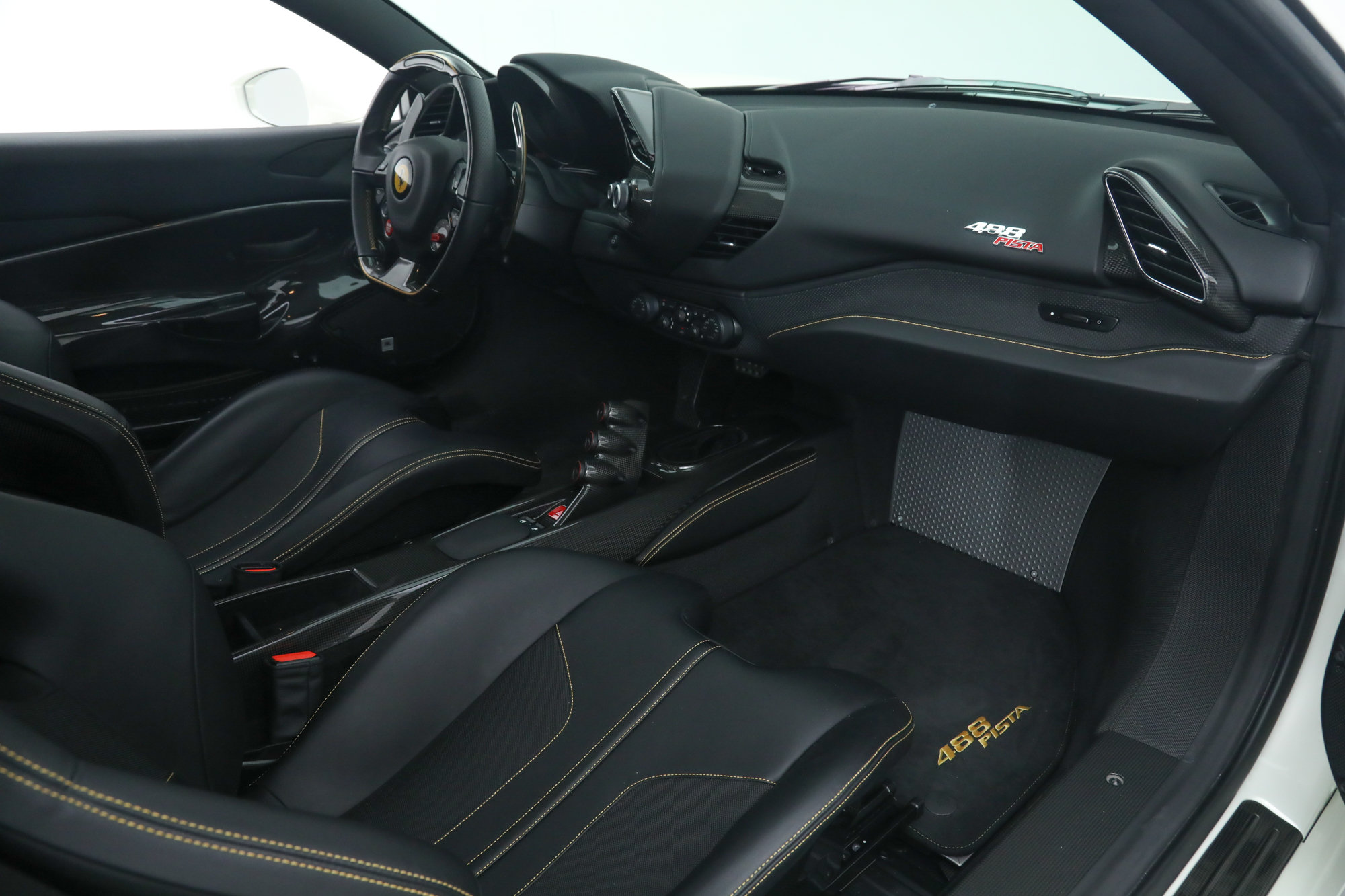 Certified 2020 Ferrari 488 Pista Coupe RWD image 20