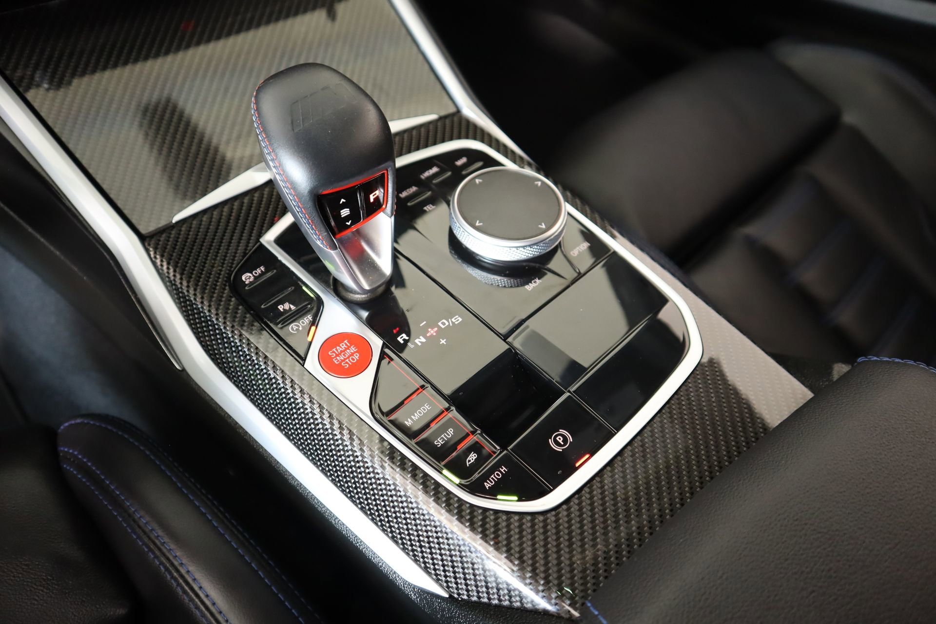 Used 2025 BMW M2 w/ Lighting Package image 9