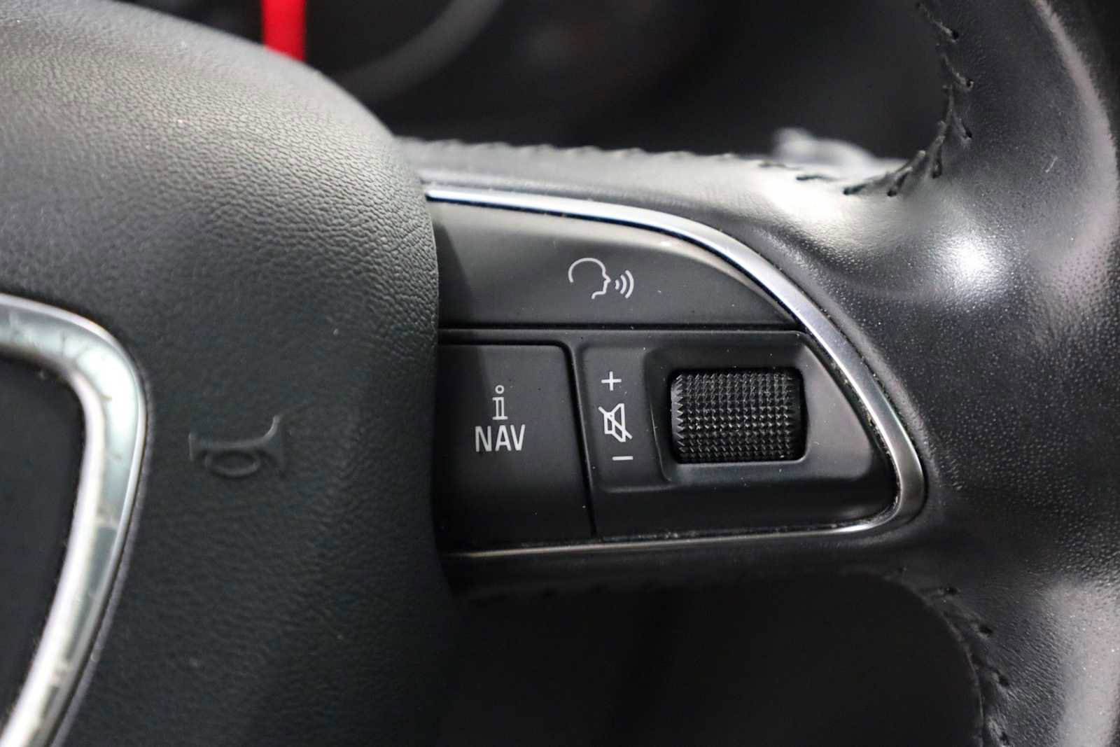 Used 2014 Audi Q5 3.0T Prestige image 26