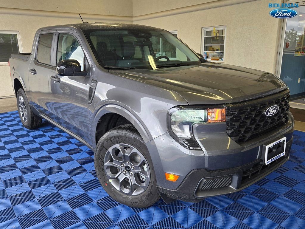 New 2025 Ford Maverick XLT w/ XLT Luxury Package