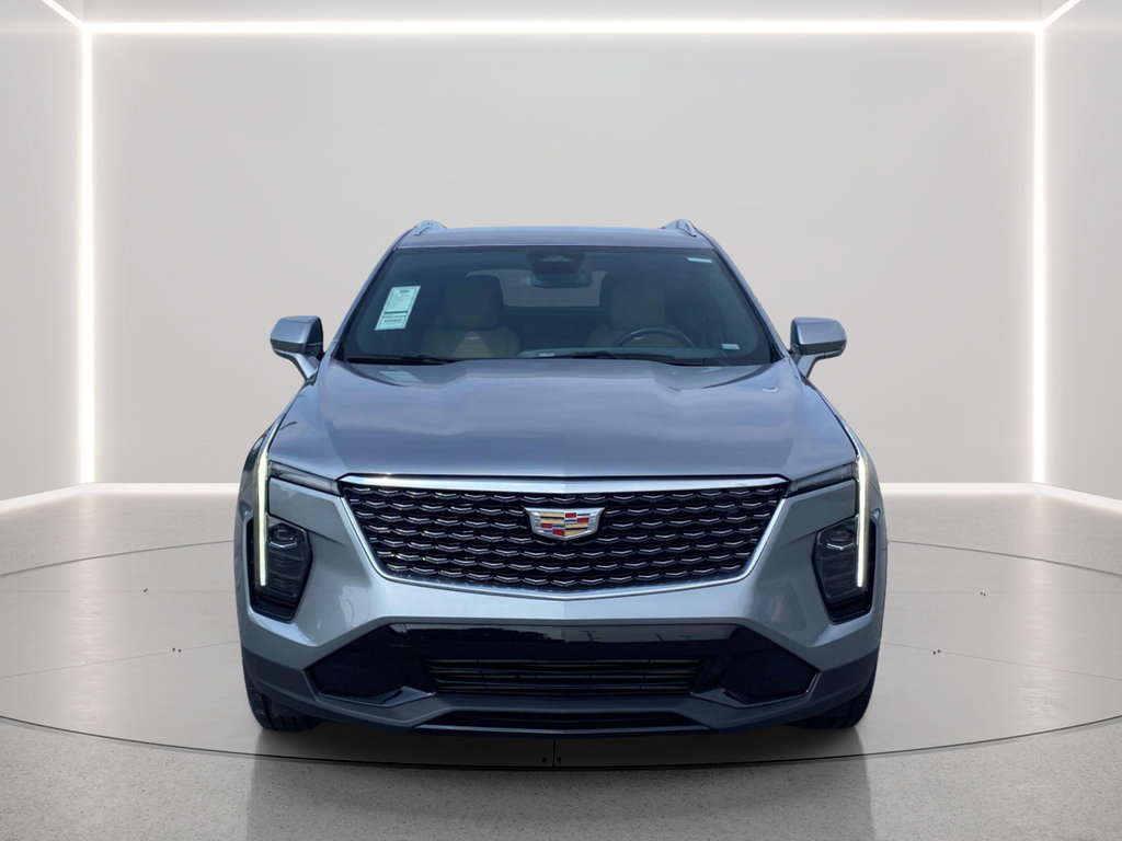 Used 2025 Cadillac XT4 Premium Luxury FWD image 6