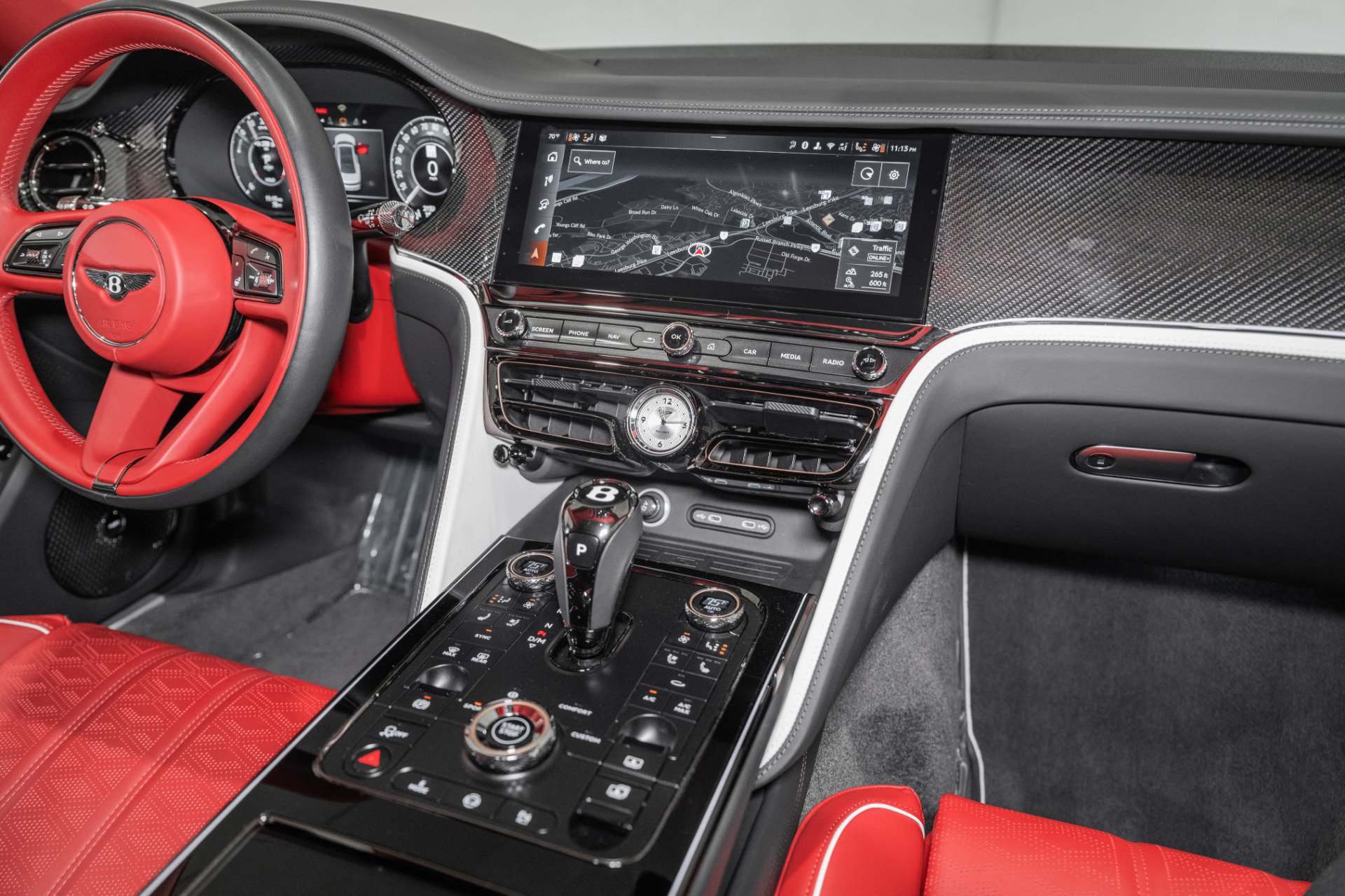 Used 2025 Bentley Flying Spur Plug-In Hybrid AWD/4WD image 39