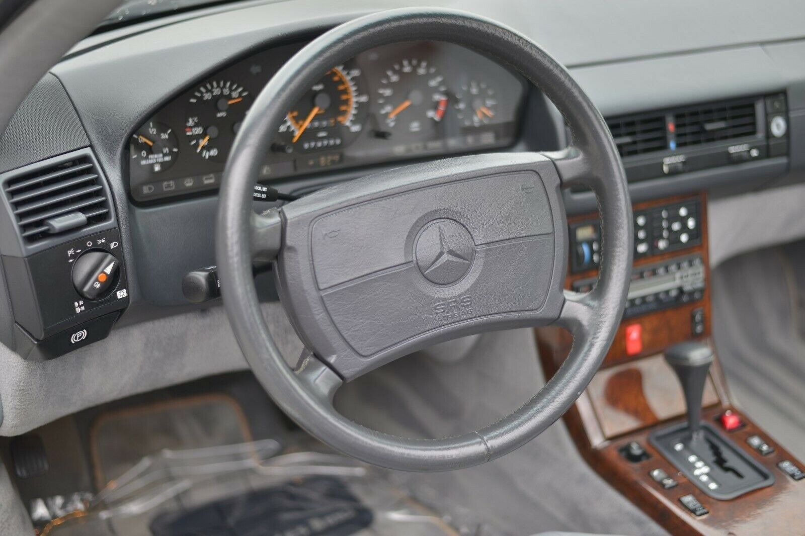 Used 1991 Mercedes-Benz 300 SL image 11