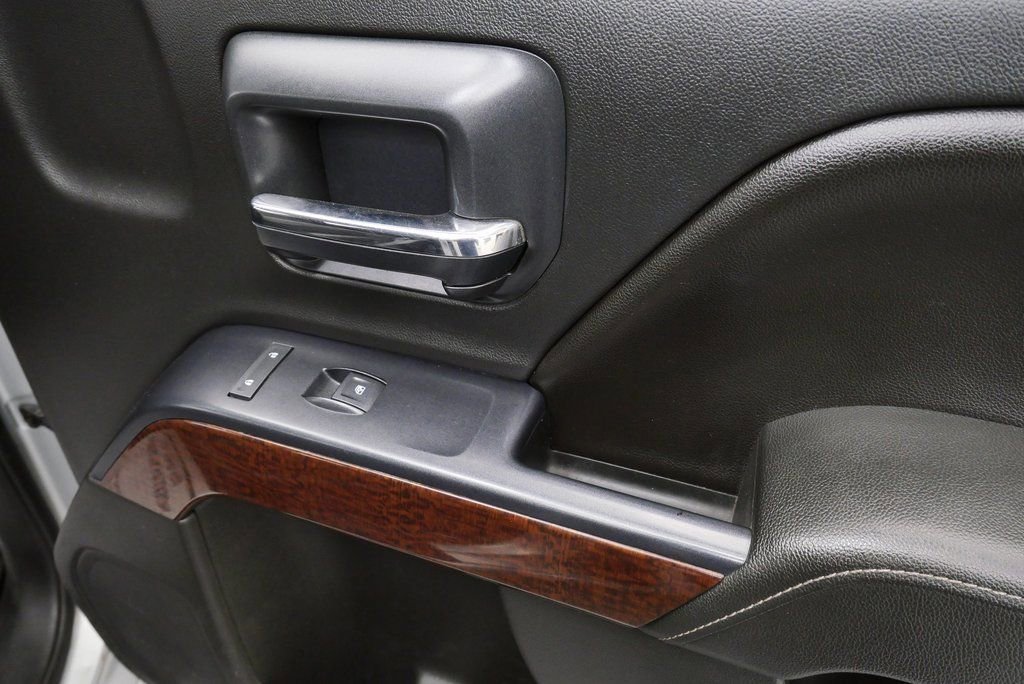 Used 2015 GMC Sierra 2500 SLE image 18