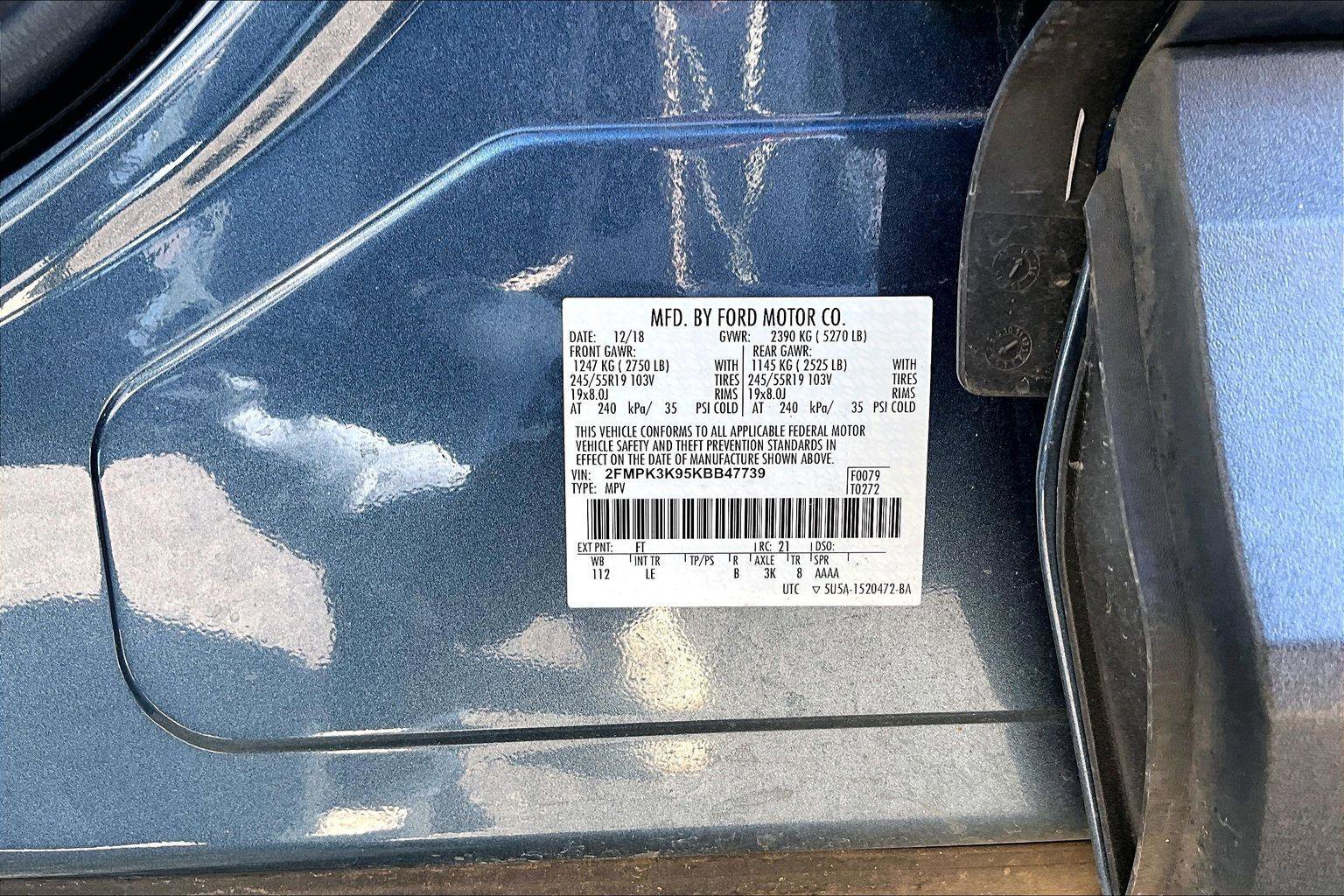 Used 2019 Ford Edge Titanium image 17