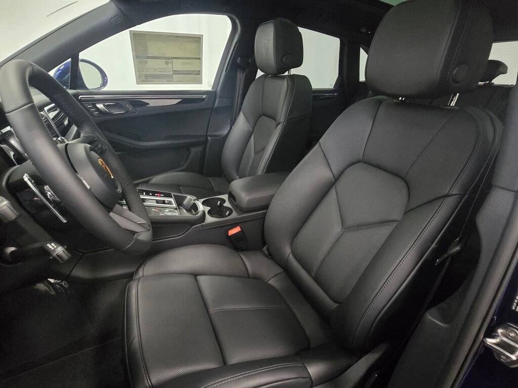 New 2026 Porsche Macan S image 5