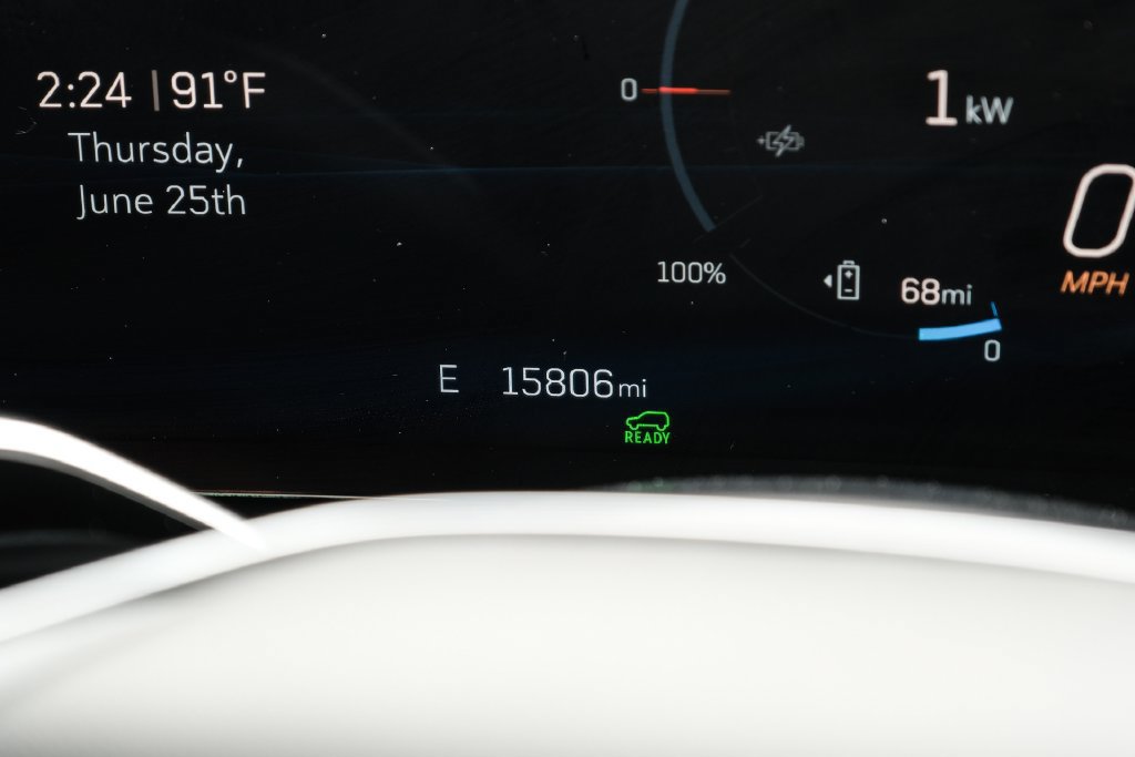 Used 2024 Cadillac Lyriq Luxury RWD image 16