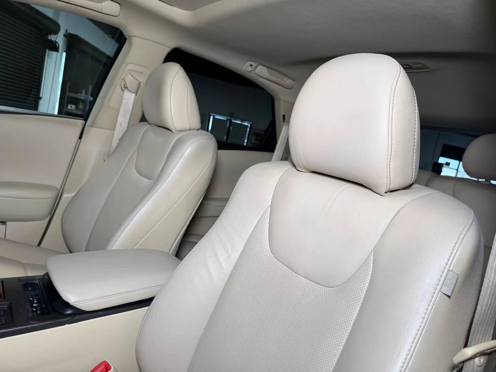 Used 2013 Lexus RX 350 AWD w/ Navigation Pkg image 27