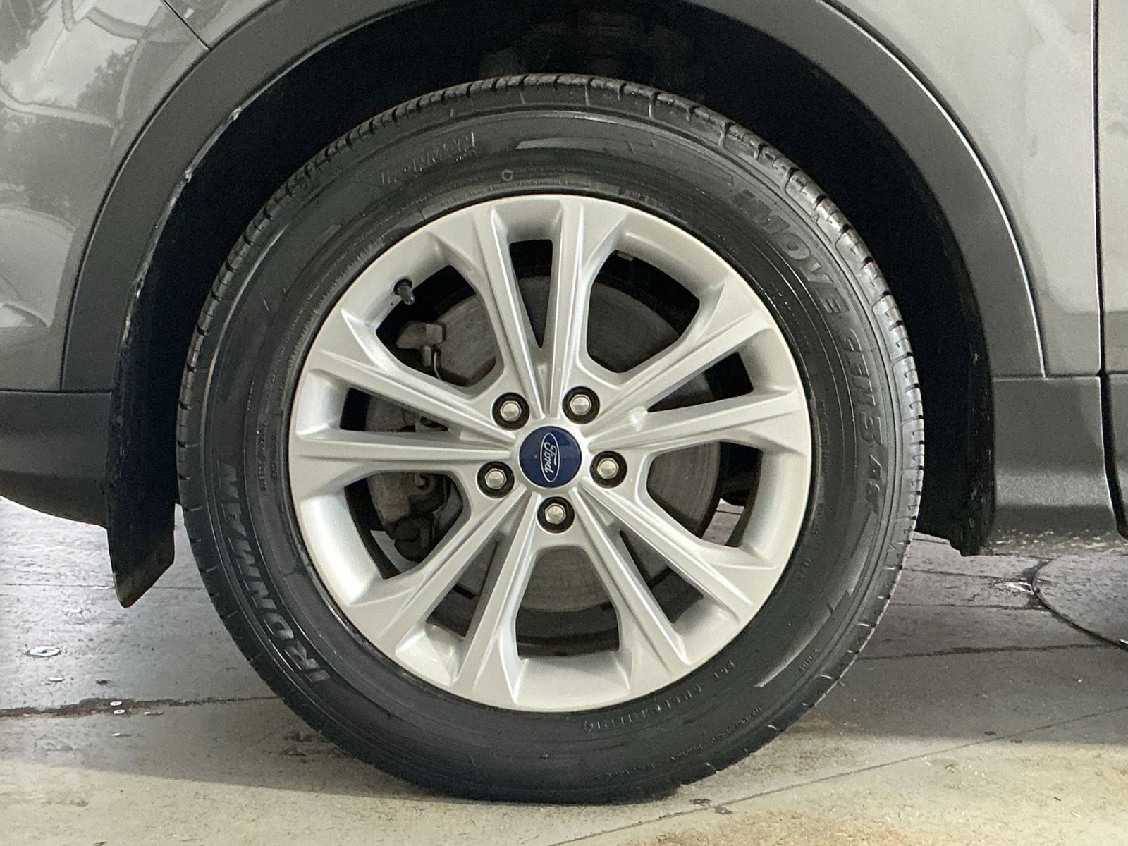 Used 2019 Ford Escape SE AWD/4WD image 13