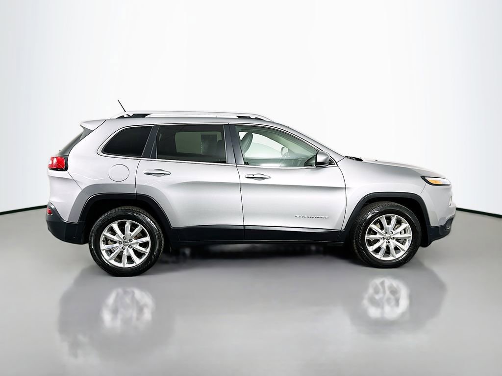 Used 2015 Jeep Cherokee Limited AWD/4WD image 9