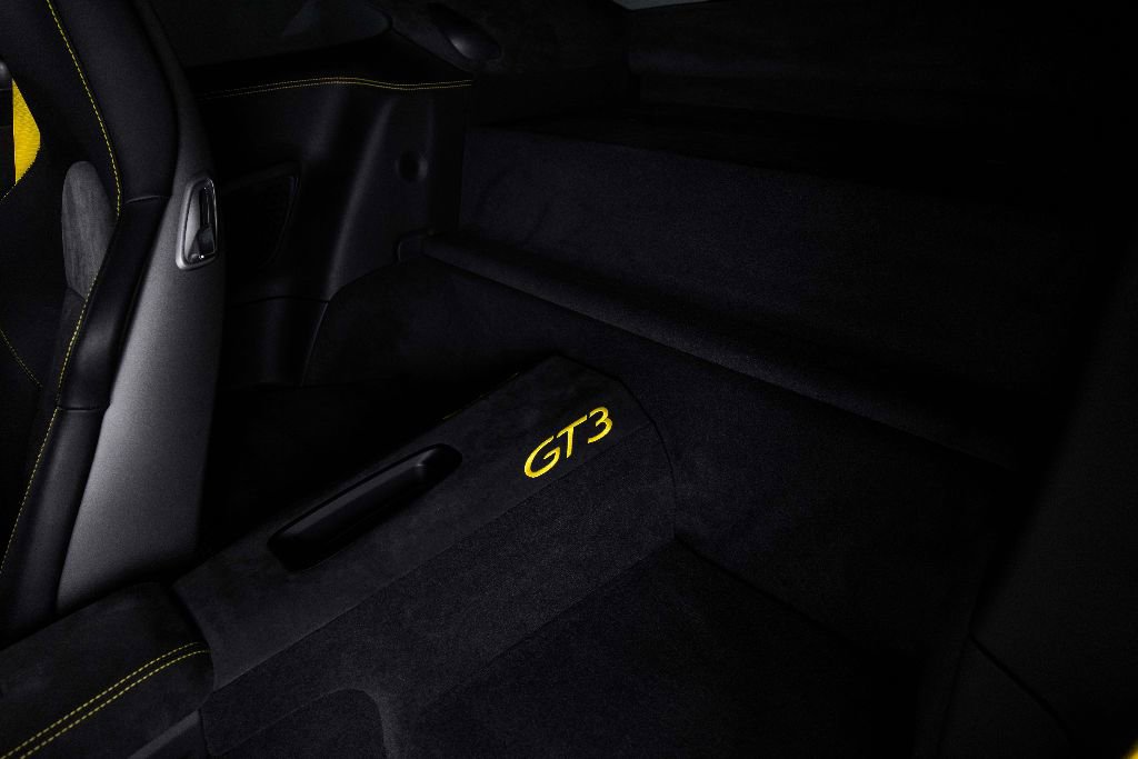 Used 2019 Porsche 911 GT3 RWD image 14