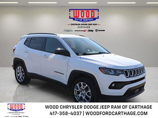 Used 2023 Jeep Compass Latitude image 1