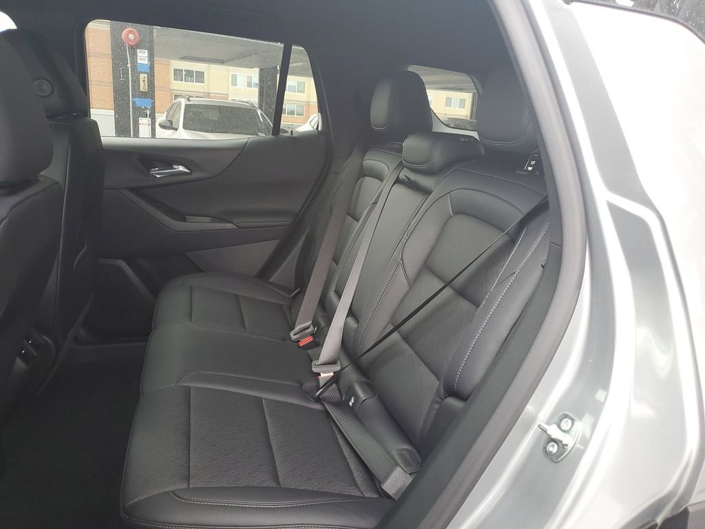 New 2026 Chevrolet Equinox LT w/ Convenience Package II FWD image 14