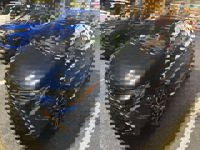 Used 2019 Toyota Corolla XSE image 3