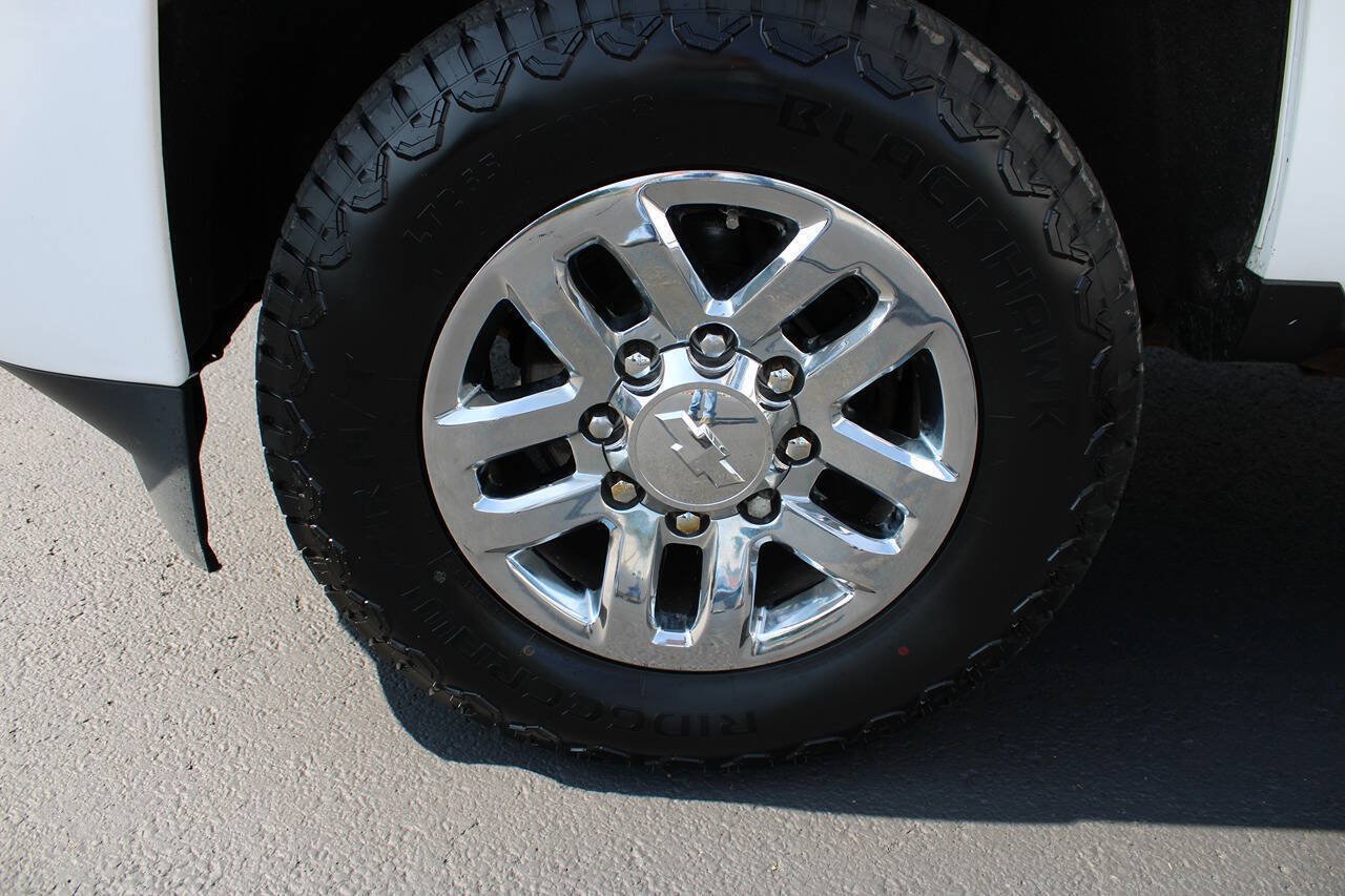 Used 2019 Chevrolet Silverado 3500 High Country w/ Duramax Plus Package AWD/4WD image 18