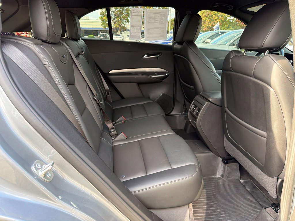Used 2025 Cadillac XT4 Premium Luxury AWD/4WD image 13