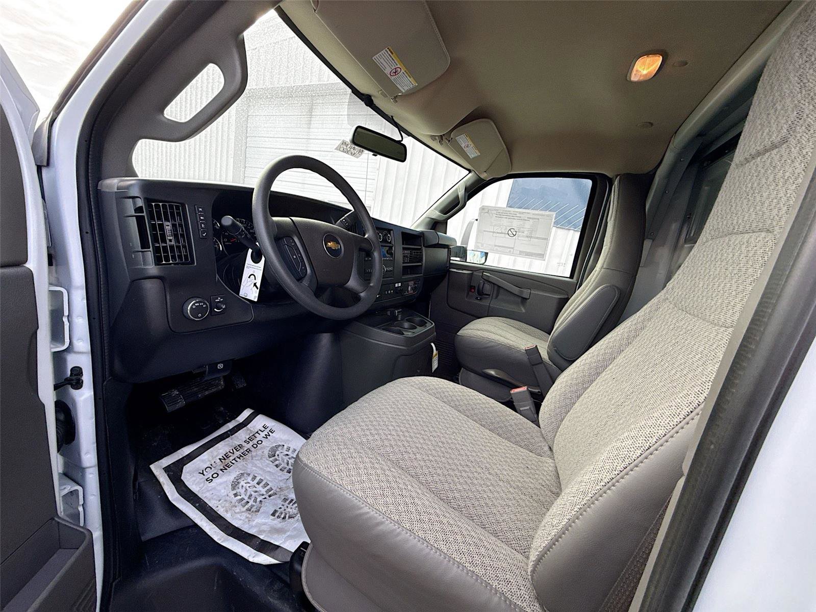 New 2025 Chevrolet Express 3500 w/ Power Convenience Package image 17