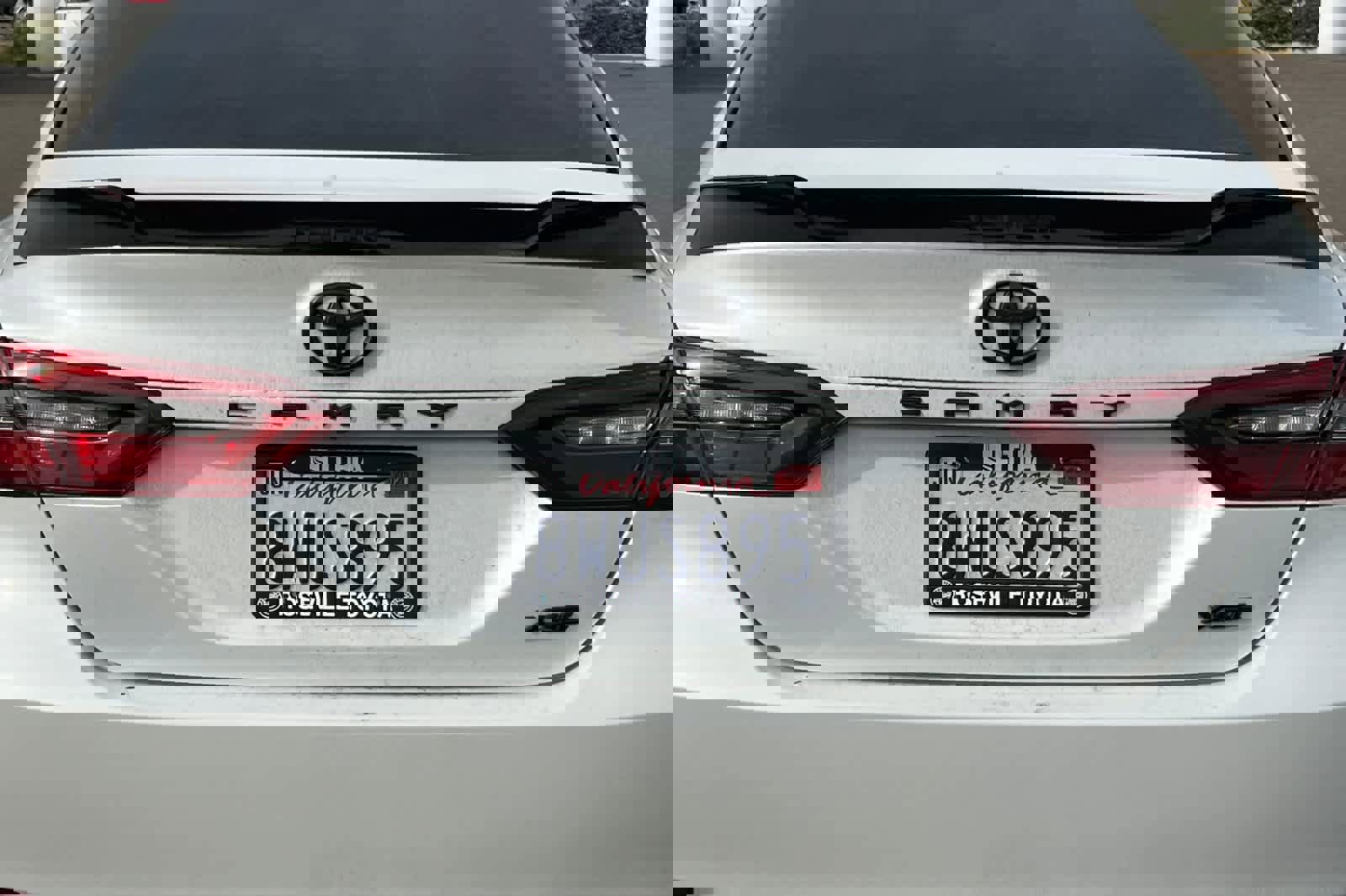 Used 2021 Toyota Camry XSE image 16