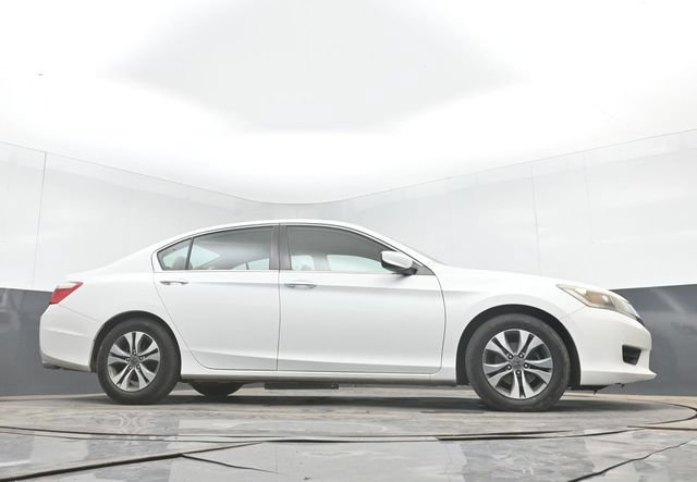 Used 2015 Honda Accord LX image 46