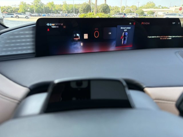 New 2026 Lincoln Navigator L Black Label AWD/4WD image 27