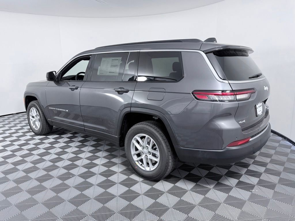 New 2025 Jeep Grand Cherokee L Laredo image 5