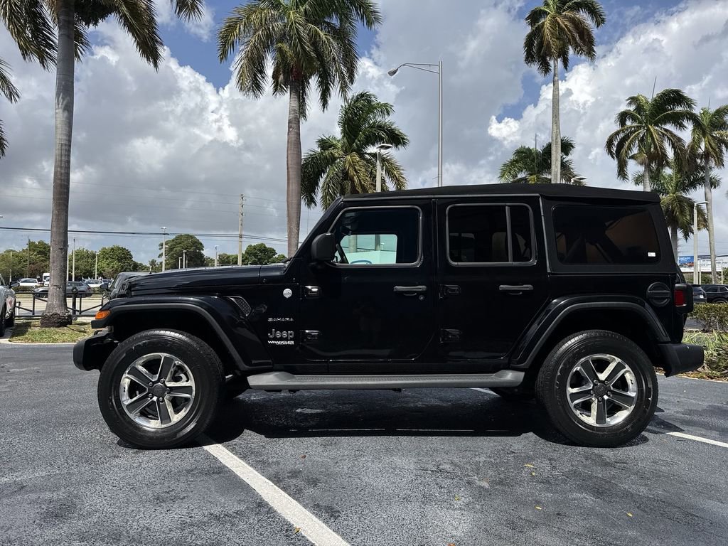 Used 2019 Jeep Wrangler Unlimited Sahara AWD/4WD image 23