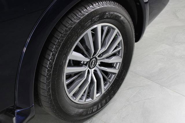 Certified 2024 Nissan Armada SL image 13