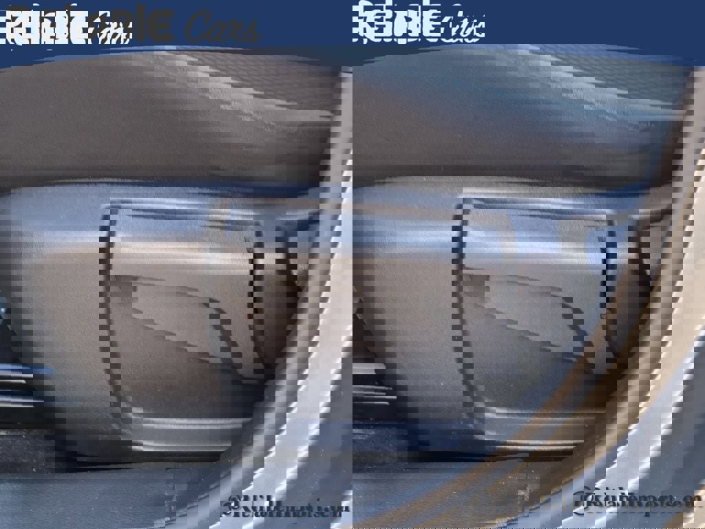 Used 2019 Nissan Rogue Sport S image 24