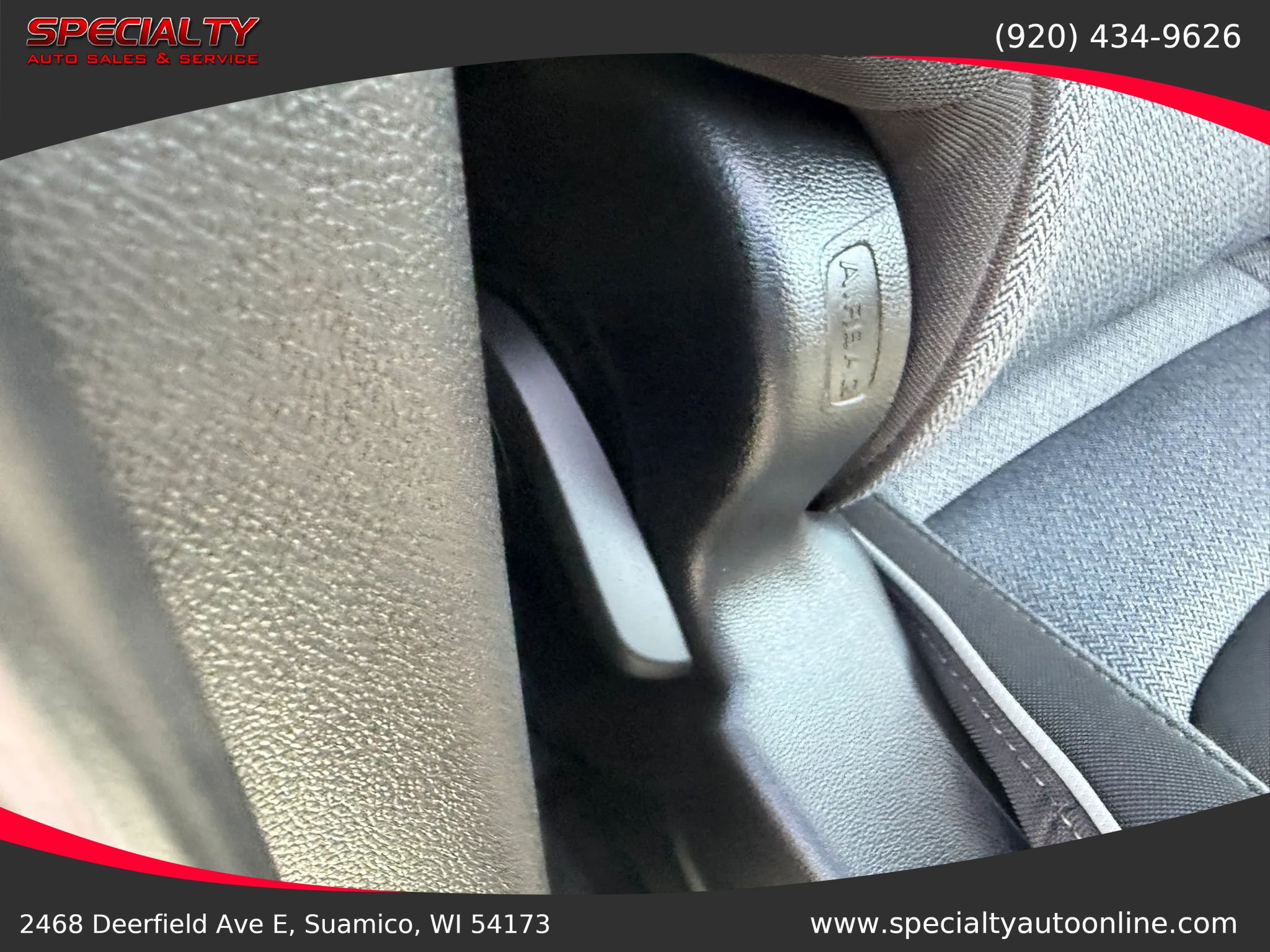 Used 2023 Chevrolet TrailBlazer LT AWD/4WD image 35