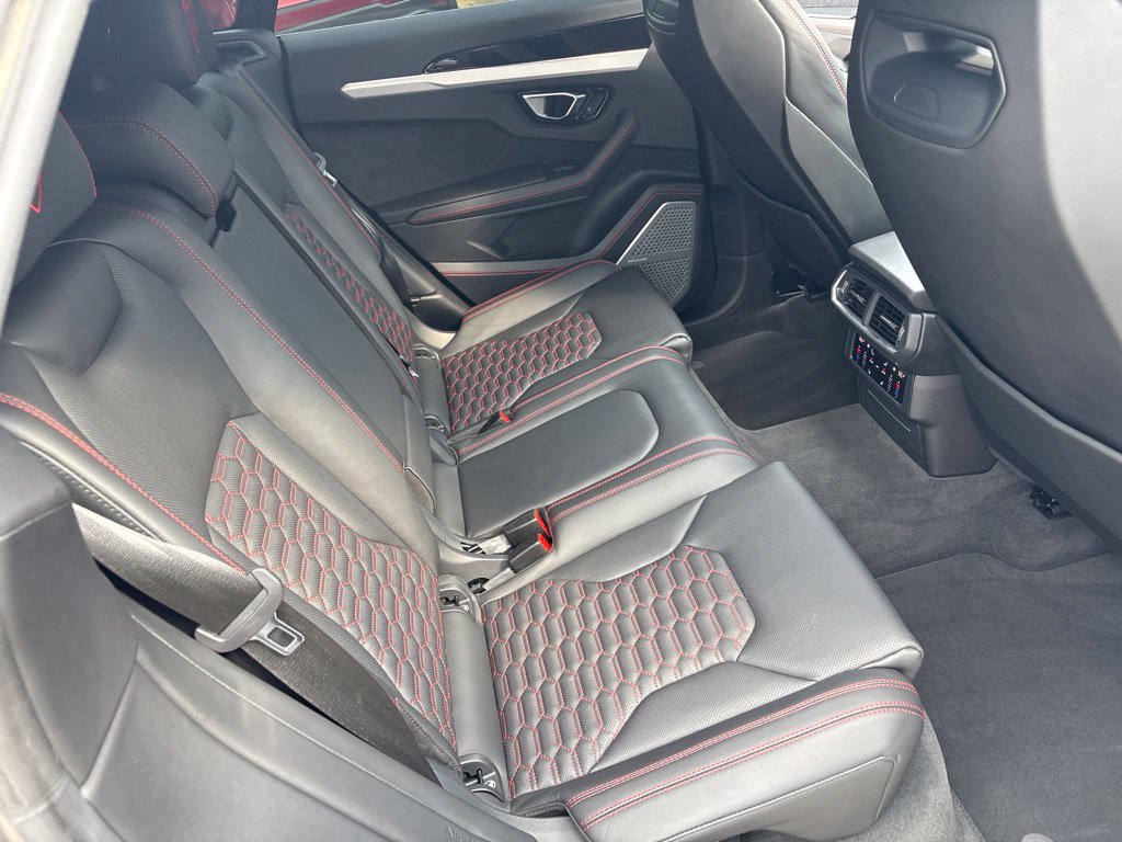 Used 2021 Lamborghini Urus AWD/4WD image 27