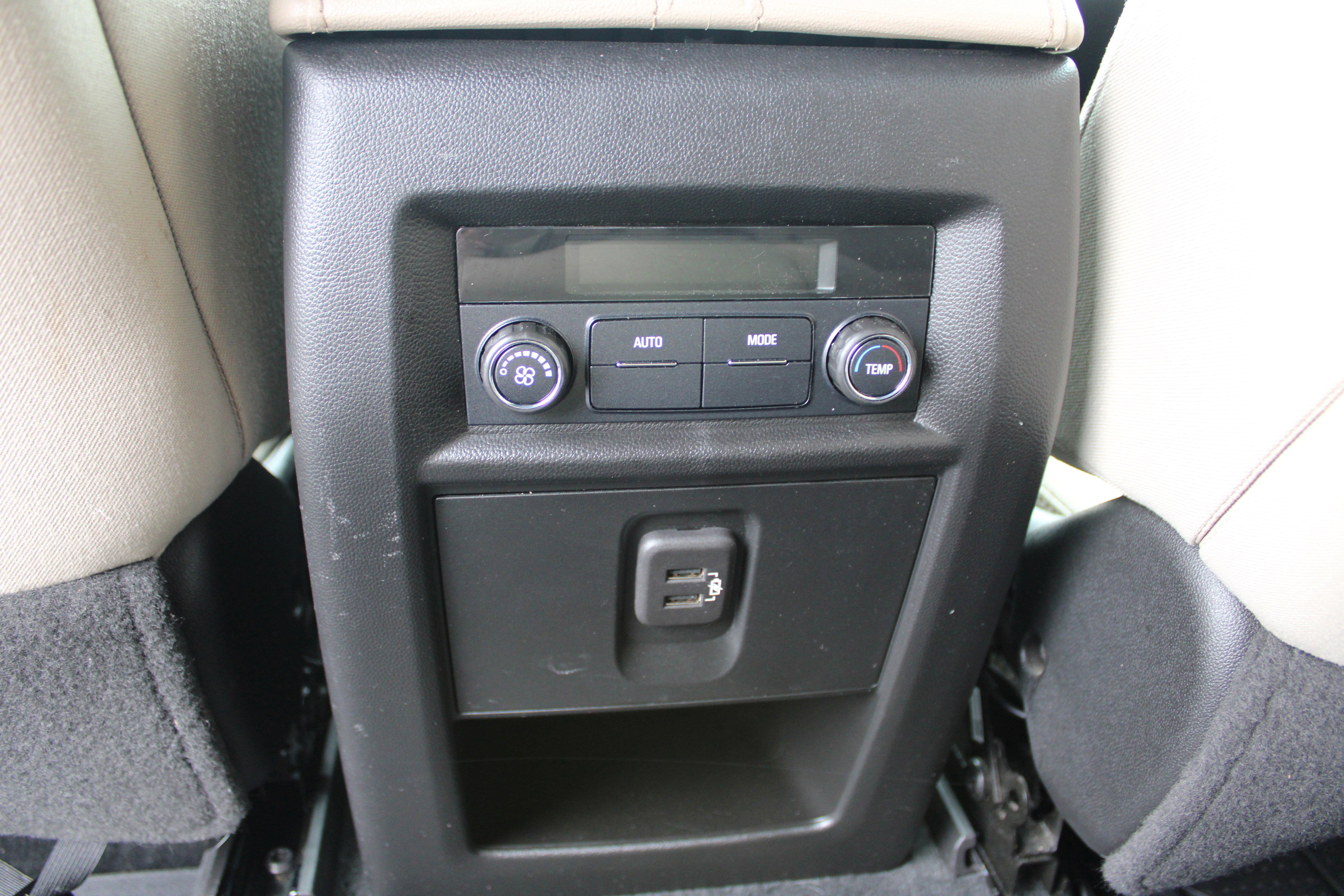 Used 2022 Chevrolet Traverse LS w/ LPO, Cargo Package AWD/4WD image 22