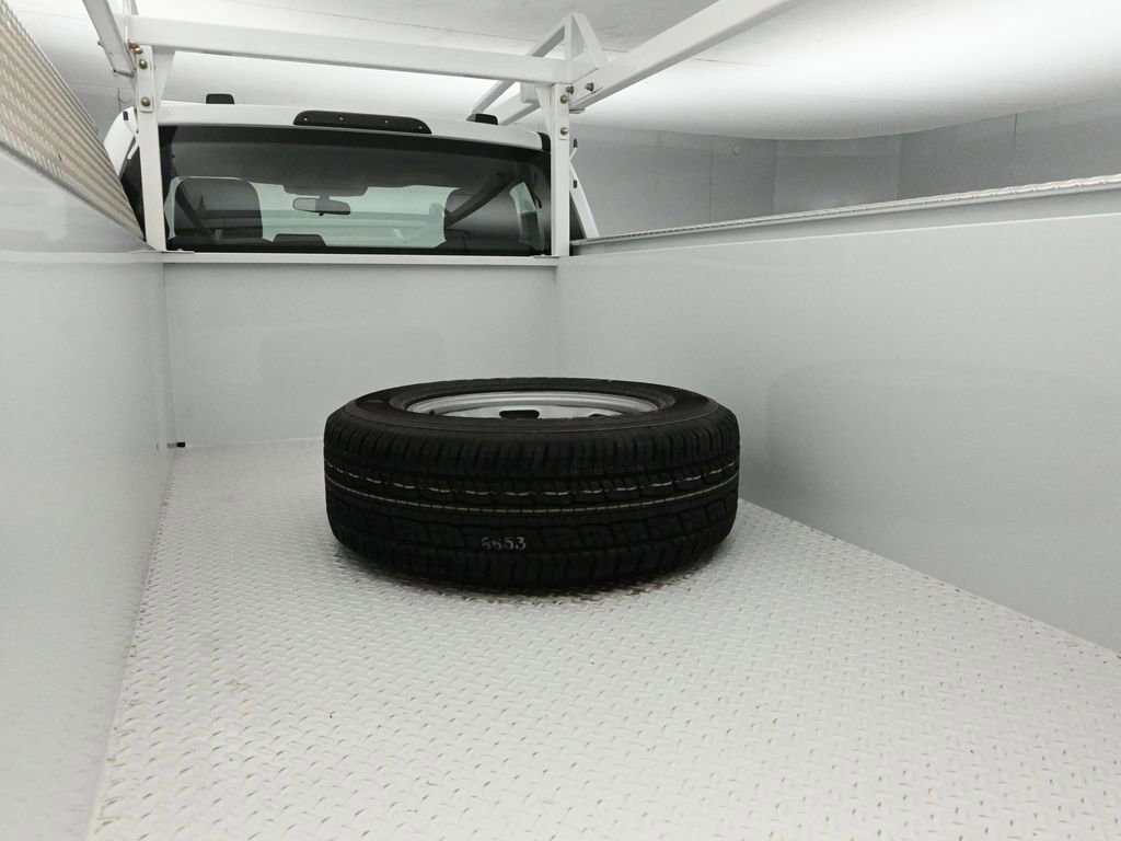 New 2025 Ford F350 XL w/ XL Chrome Package RWD image 19