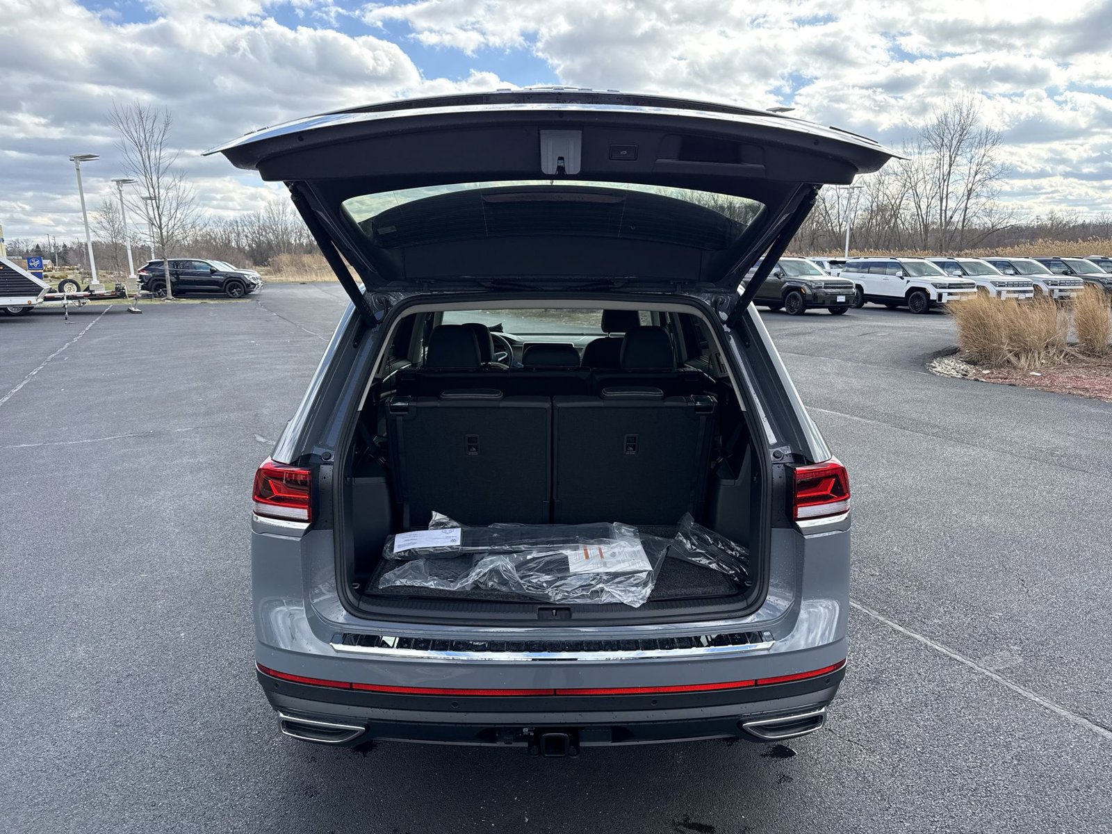 New 2026 Volkswagen Atlas SE AWD/4WD image 25