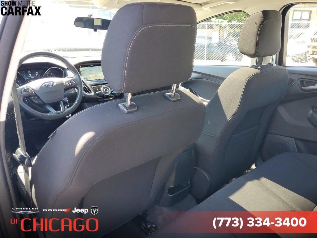 Used 2018 Ford Focus SEL w/ Cold Weather Package FWD image 9