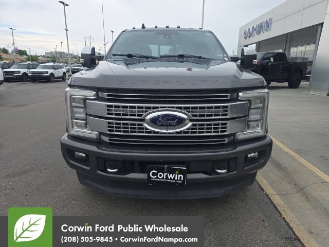 Used 2019 Ford F350 Platinum w/ Platinum Ultimate Package AWD/4WD image 4