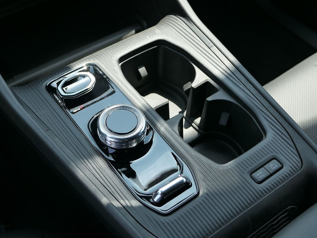 New 2026 Jeep Cherokee Limited AWD/4WD image 19