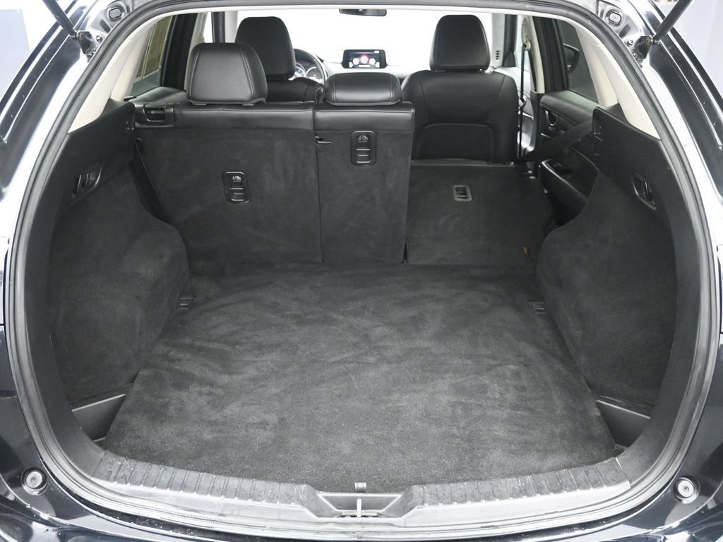 Used 2020 MAZDA CX-5 Touring FWD image 25