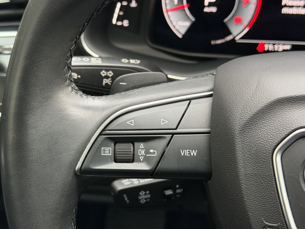 Used 2022 Audi Q7 3.0T Prestige image 32