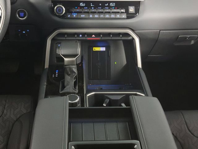 Used 2022 Toyota Tundra Limited AWD/4WD image 24