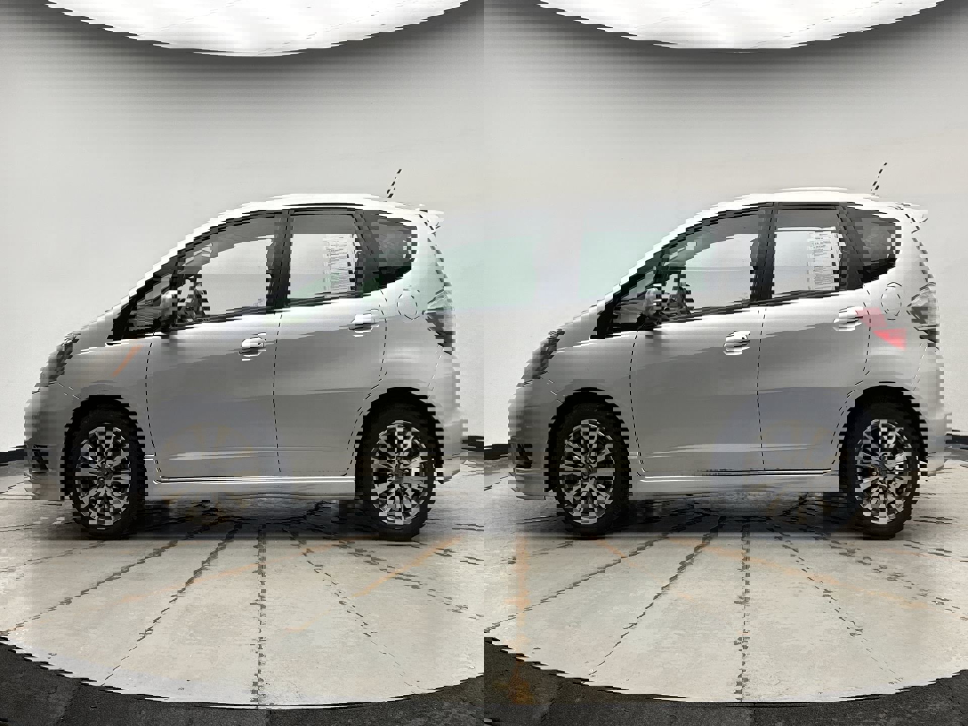 Used 2012 Honda Fit Sport image 2