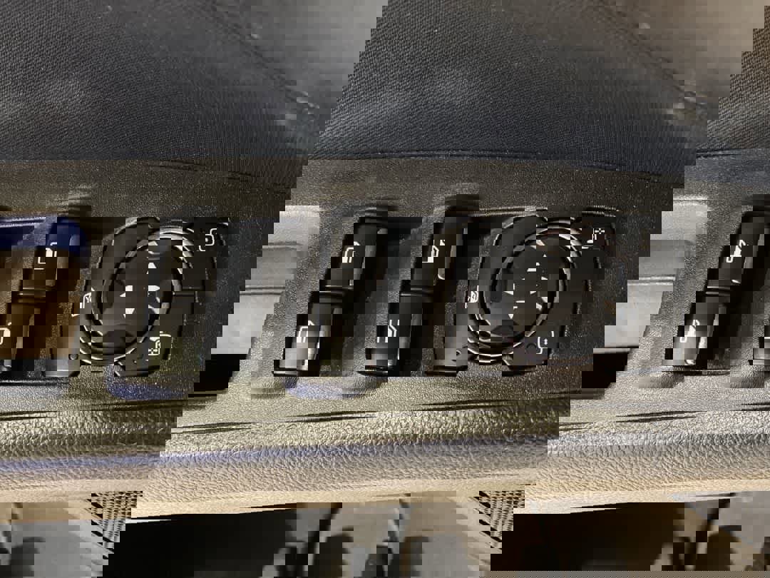 Used 2020 Ford Fusion SE image 16