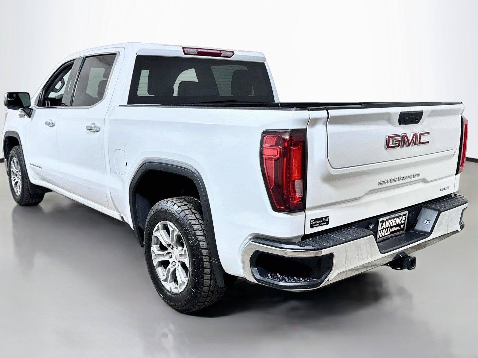 Certified 2025 GMC Sierra 1500 SLT RWD image 6