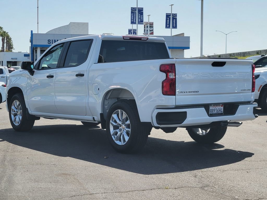 Used 2026 Chevrolet Silverado 1500 Custom image 2