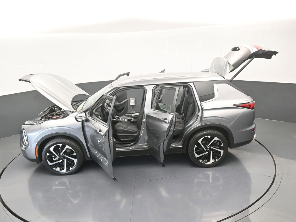 Used 2022 Mitsubishi Outlander SE image 71