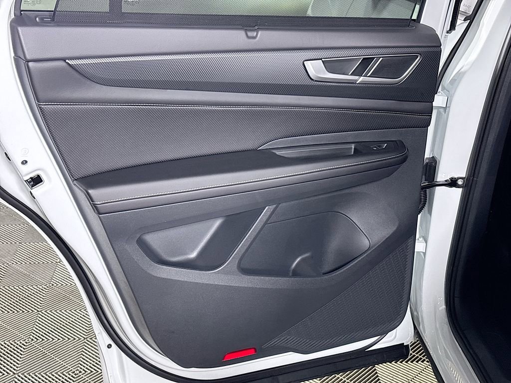 New 2026 Volkswagen Atlas Cross Sport SEL R-Line image 20