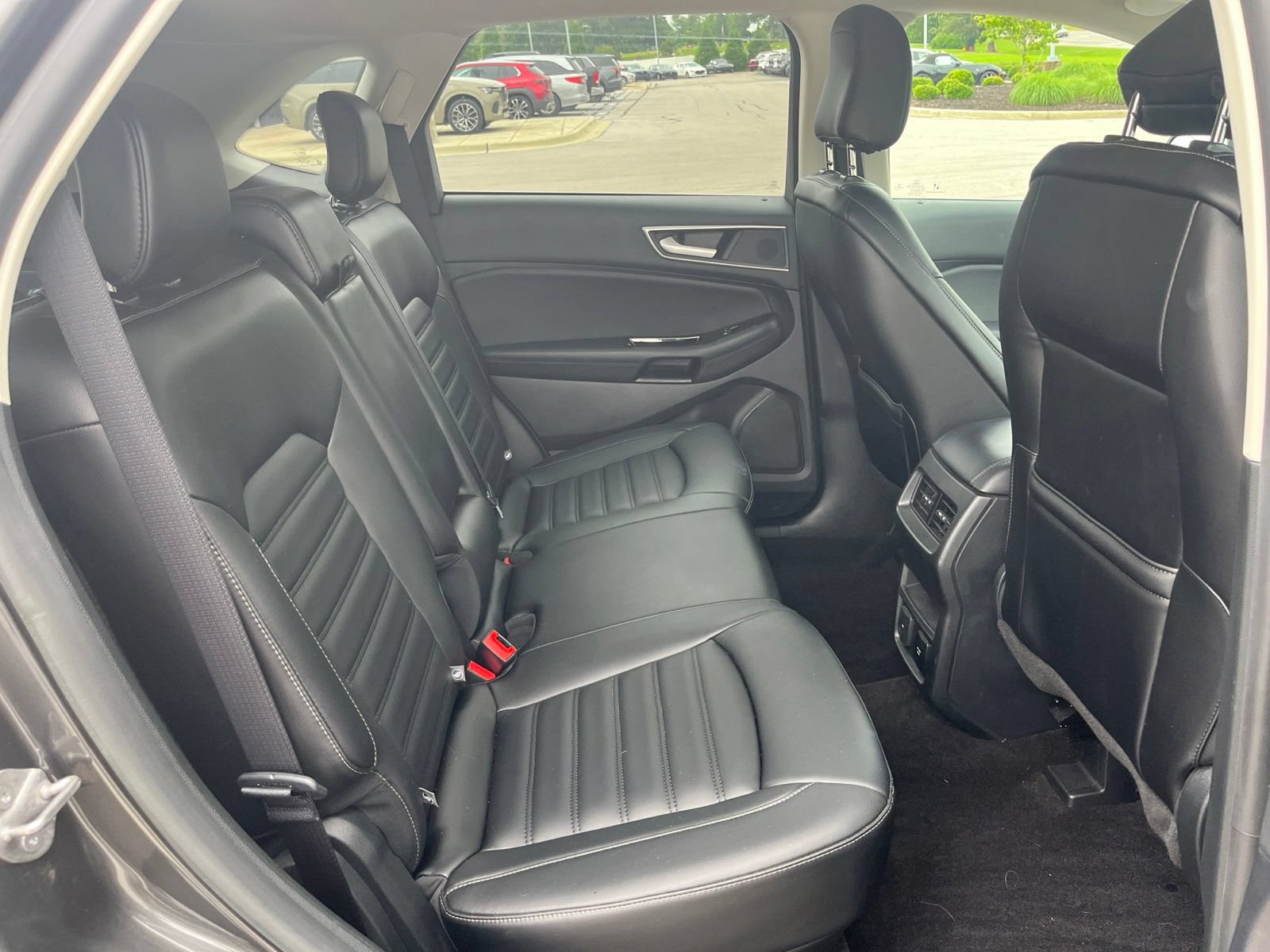 Used 2020 Ford Edge SEL w/ Convenience Package FWD image 35