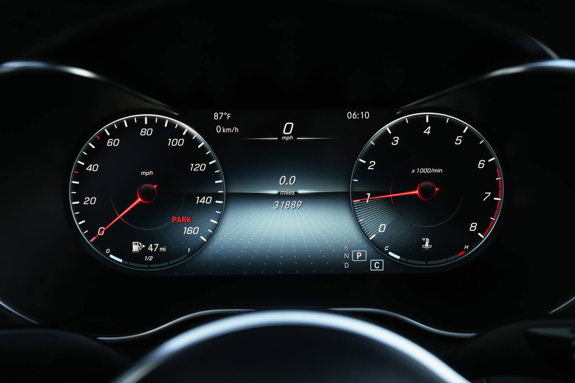 Used 2023 Mercedes-Benz GLC 300 4MATIC Coupe image 9