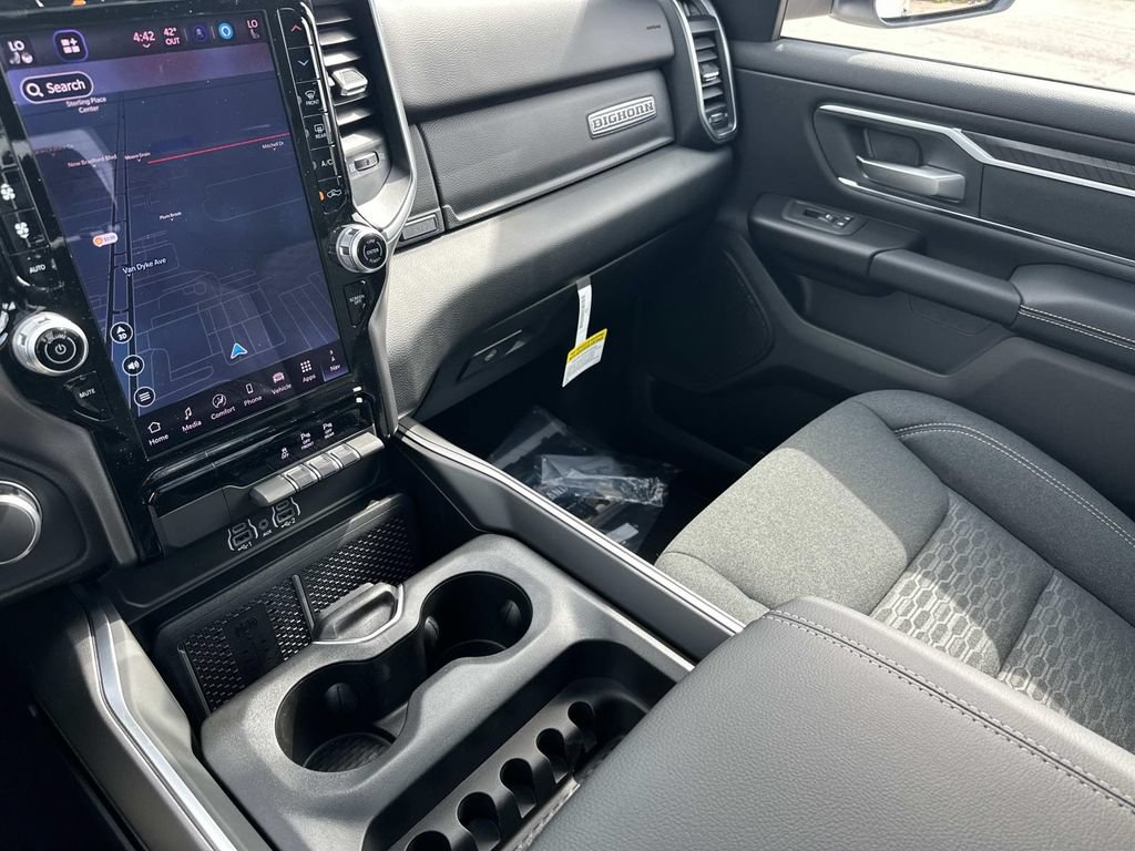 New 2026 RAM 1500 Big Horn AWD/4WD image 18